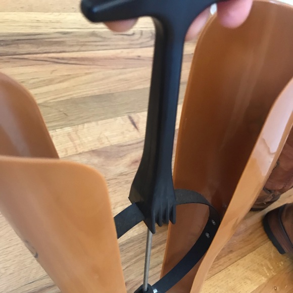 A pair of  “Ariat” adjustable tall boot trees - Picture 6 of 8